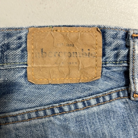 HORTON jean shorts - Picture 3 of 7